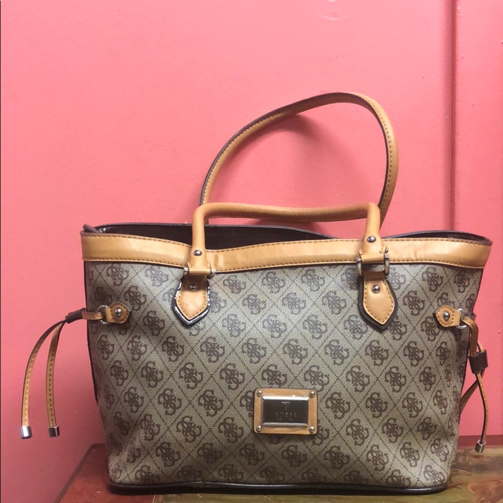 Guess women handbag, shoulder, tote Pre-Owned